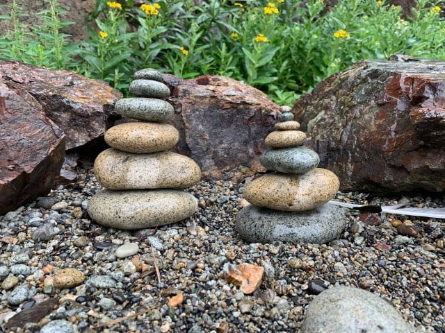 How to Feng Shui Your Desk for Wealth 1 Feng shui your desk for wealth: Tips on creating a prosperous workspace