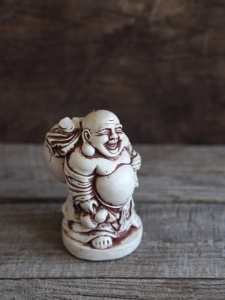 Bedroom Door Feng Shui Tips 1 Optimize energy flow with proper placement, color, and material choices for bedroom door feng shui