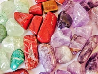 Feng Shui Bedroom Decorating: Harmonize Your Space with Good Energy