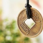 Optimize bedroom layout for positive energy flow: FENG SHUI BEDROOM FEET TOWARDS DOOR